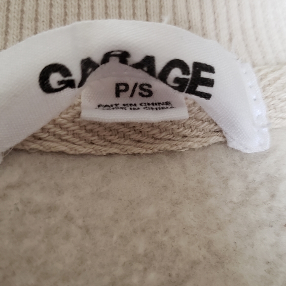 Oversized Sweatshirt - Picture 3 of 4